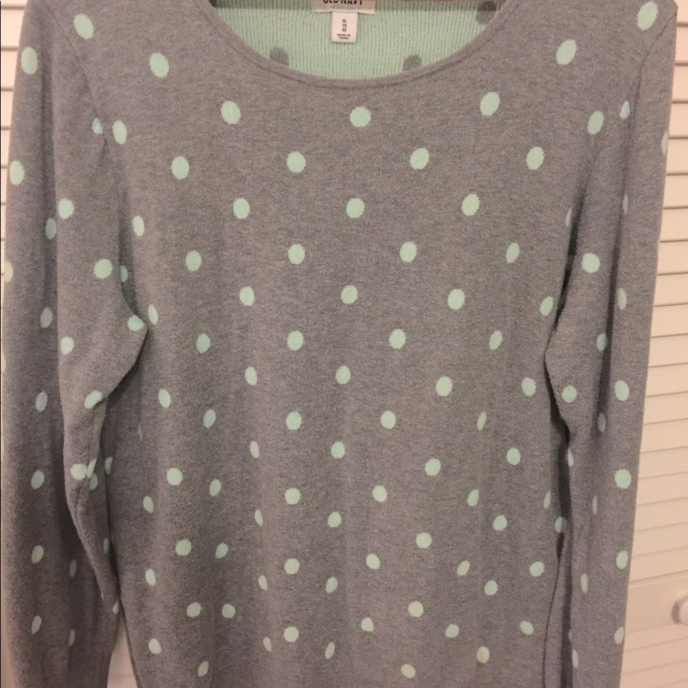 Fun grey & green polka dot sweater!